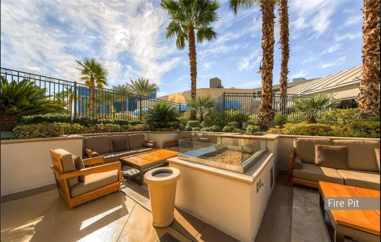 Signature Mgm Suite With Strip And Sphere View Las Vegas Exteriör bild
