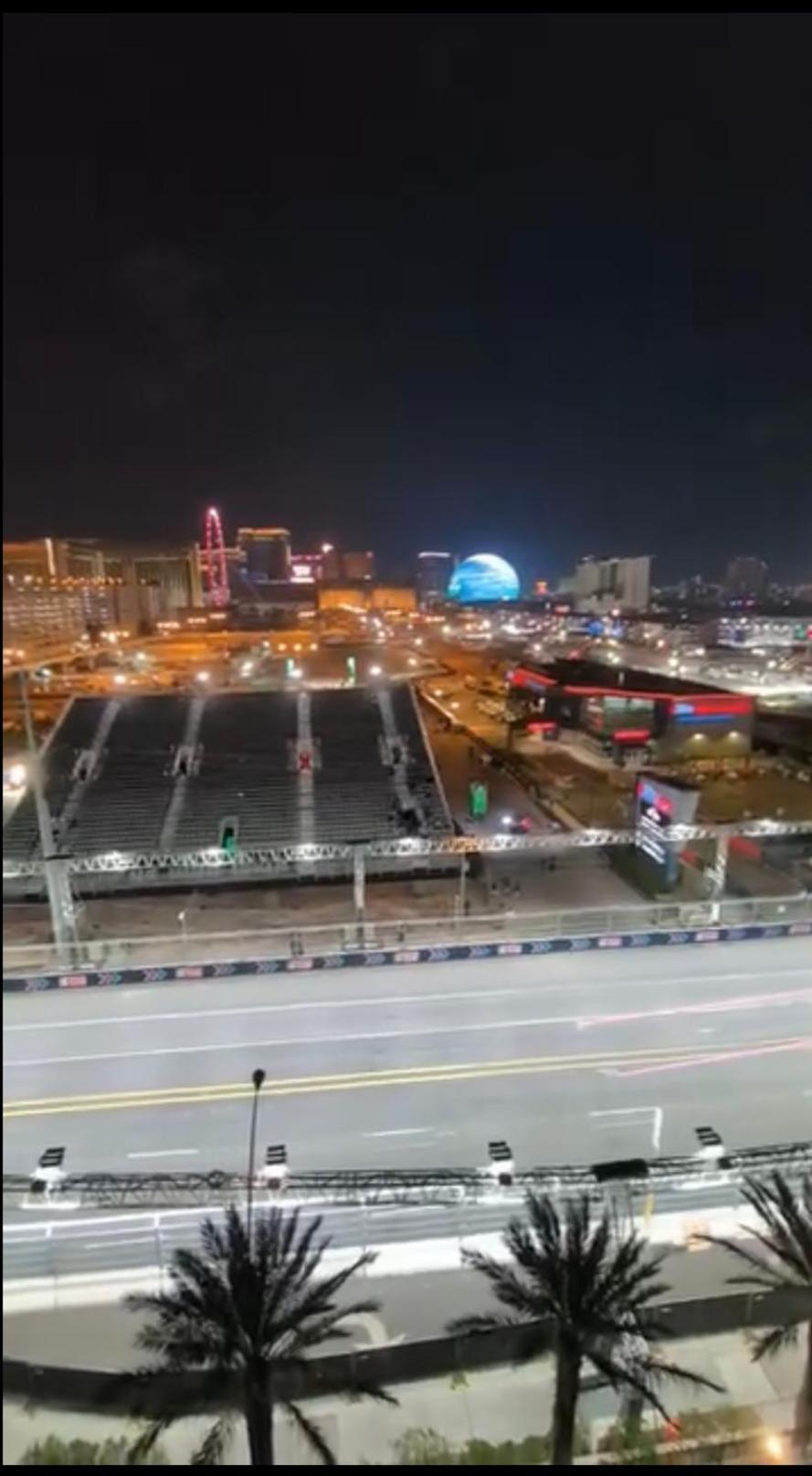 Signature Mgm Suite With Strip And Sphere View Las Vegas Exteriör bild